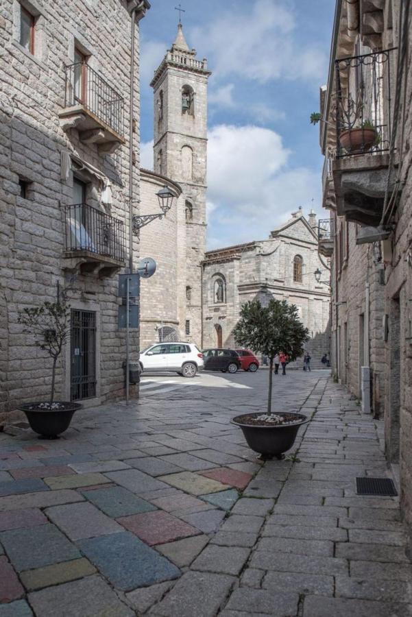 Casa Antonia Apartment Tempio Pausania Exterior photo